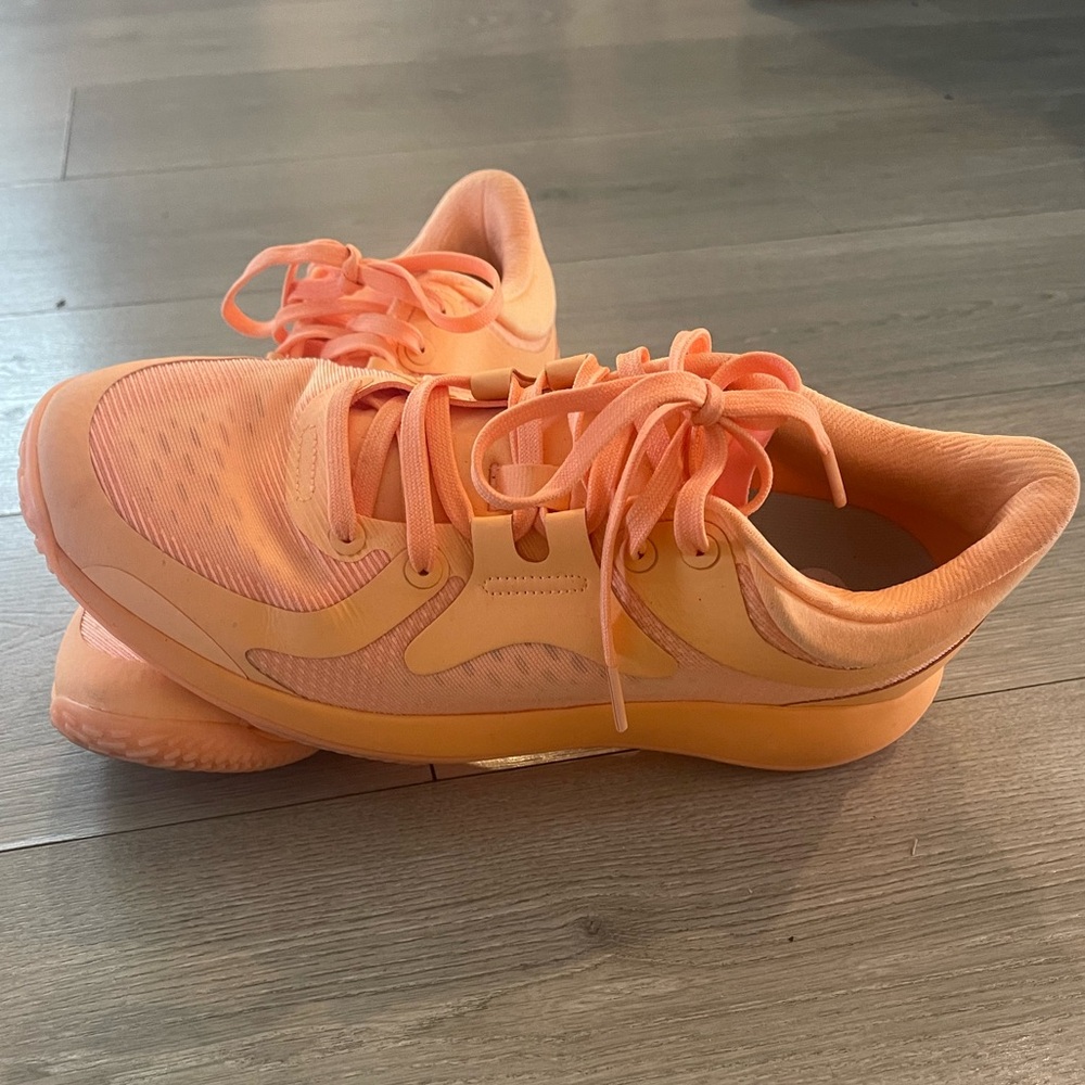 Lululemon Strongfeel Trainers
